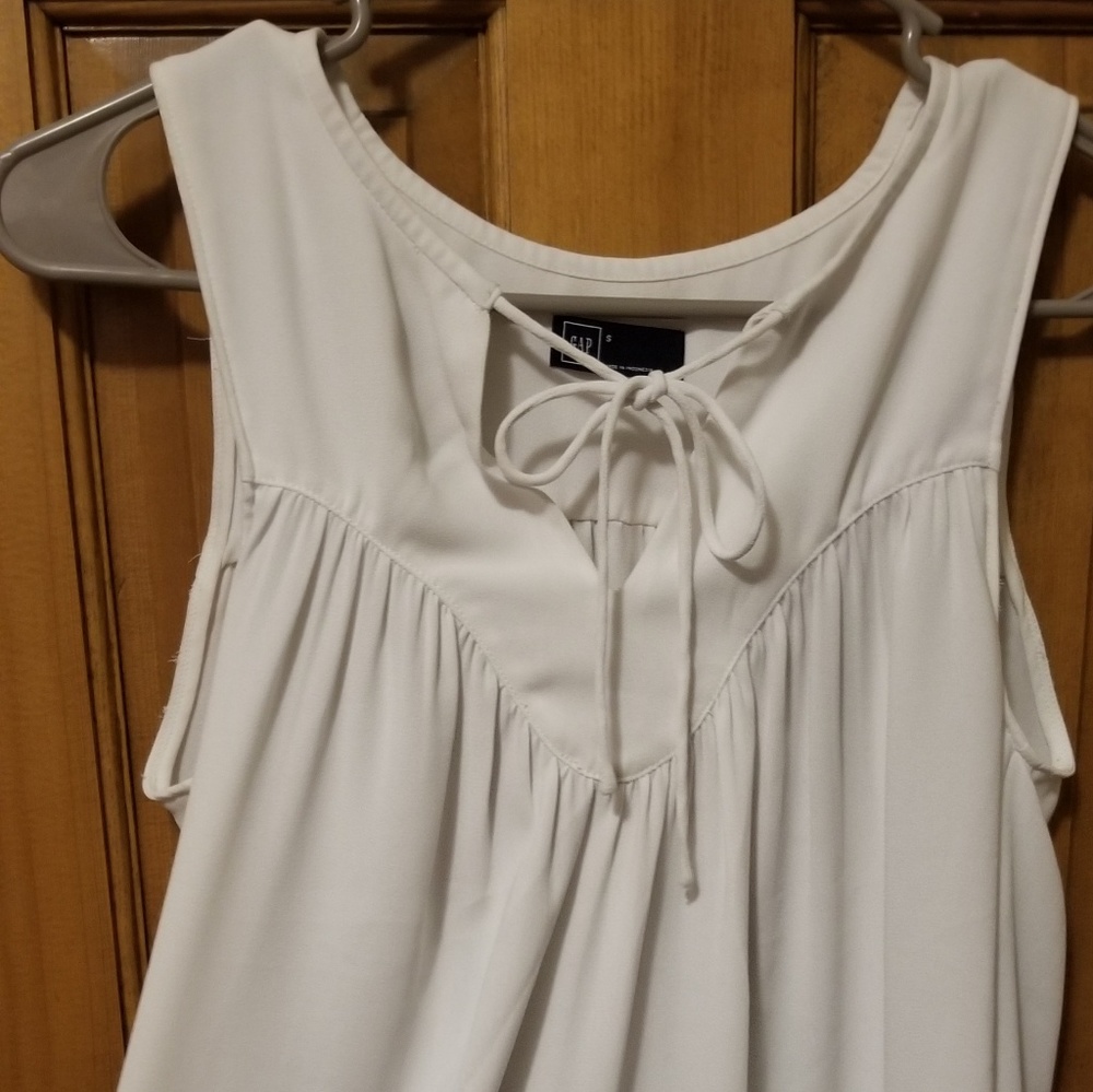 GAP White Chiffon Blouse
